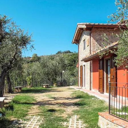 Iacopo By Interhome בית נופש *